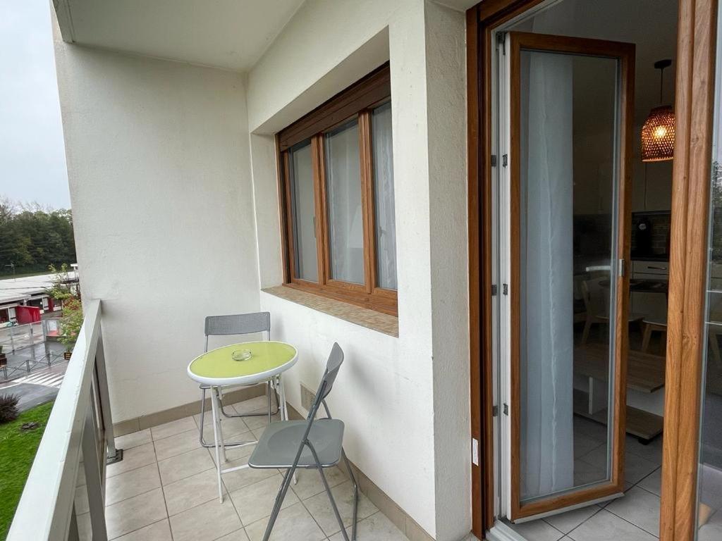 Le Tranquille - Calme - Parking Prive Apartment Ambilly Exterior photo